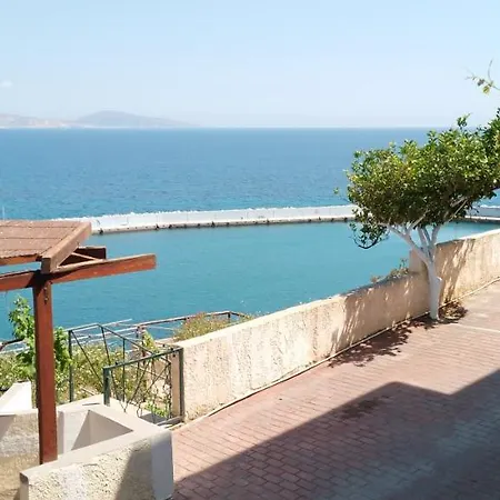 Loggia Two Guest house